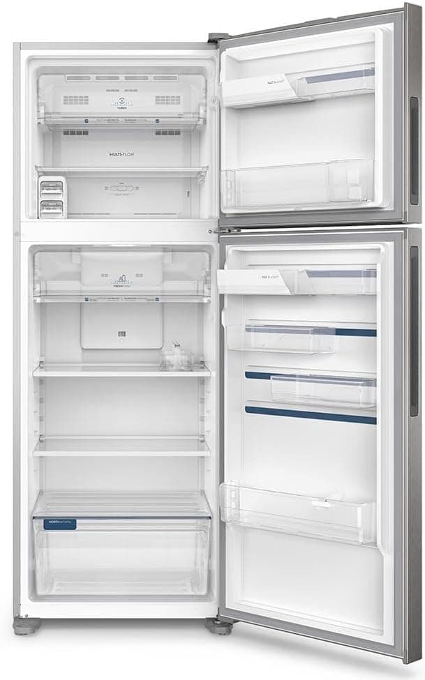 Geladeira em uma cozinha